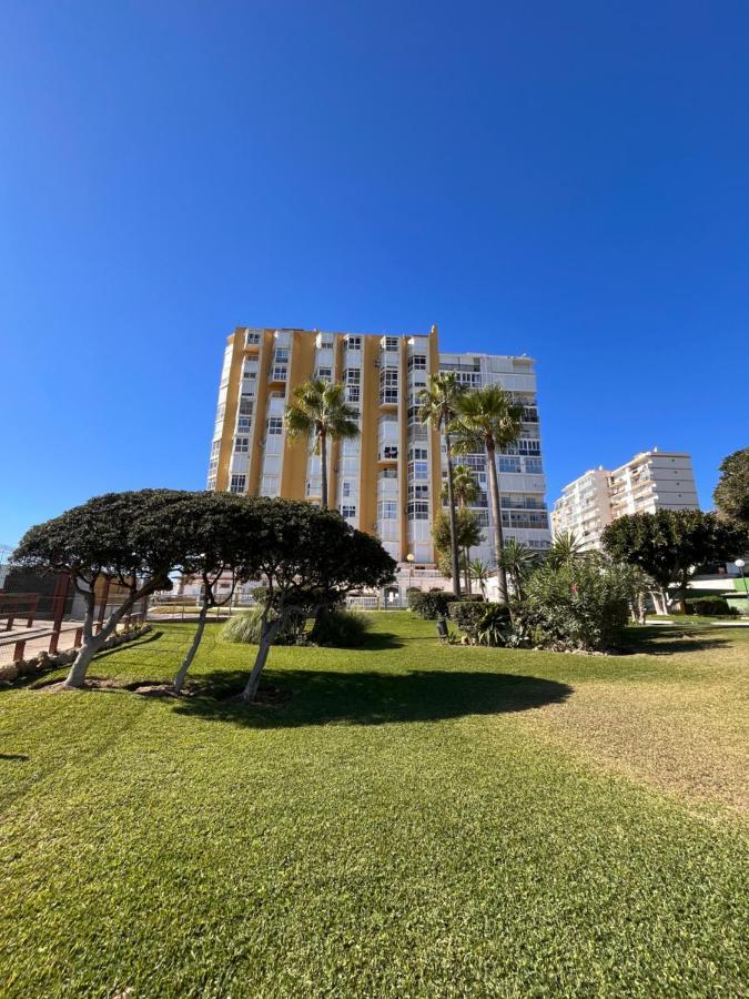 Beachfront Apartment Near Marbella Sitio de Calahonda Exterior photo